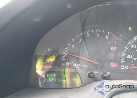 2002 Lincoln Ls V8 Auto z USA, uszkodzony, nr VIN 1LNHM87A92Y680159